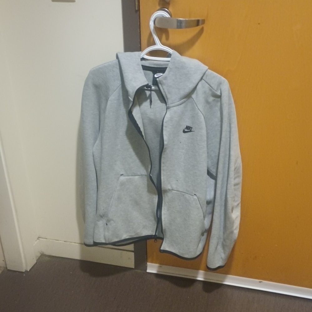 Nike Light Gray Full-Zip Hoodie